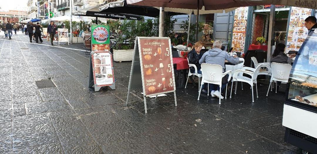 B&B La Citta Partenopea Νάπολη Εξωτερικό φωτογραφία